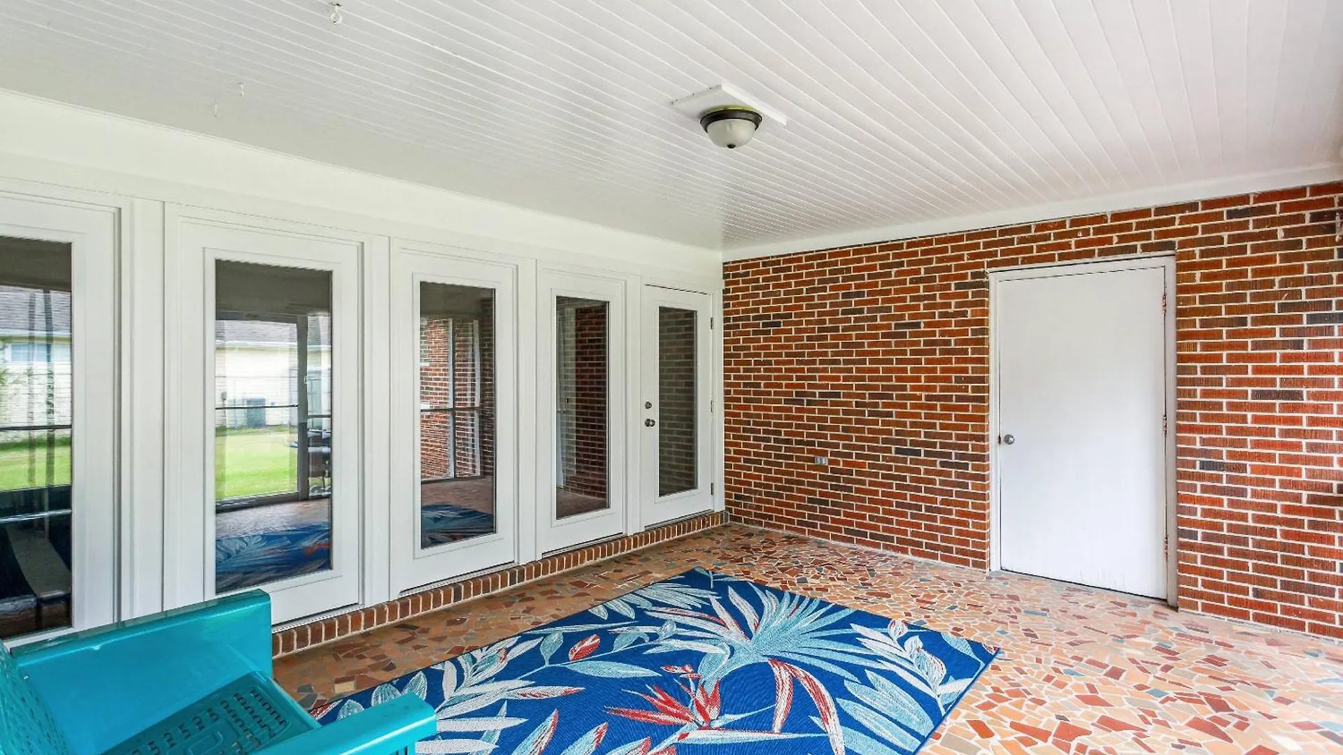 1585 E Blount St Villa Pensacola